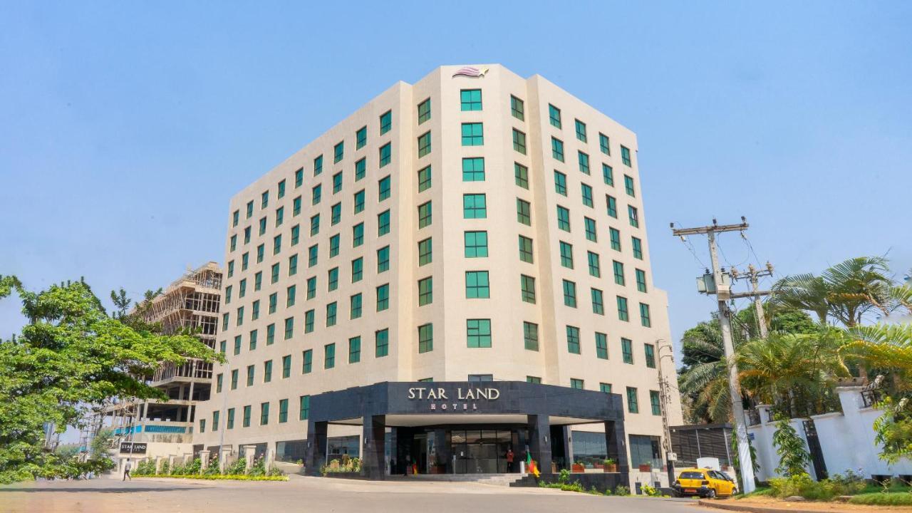 Star Land Hotel Bastos Yaoundé Exterior photo